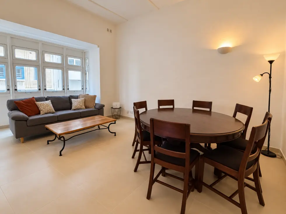 3 bed Apartment For Rent in Sliema, Sliema - thumb 2
