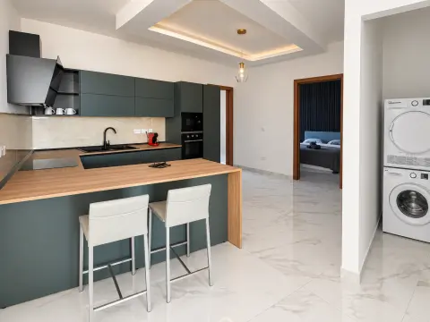 3 bed Penthouse For Rent in Iklin, Iklin - thumb 5