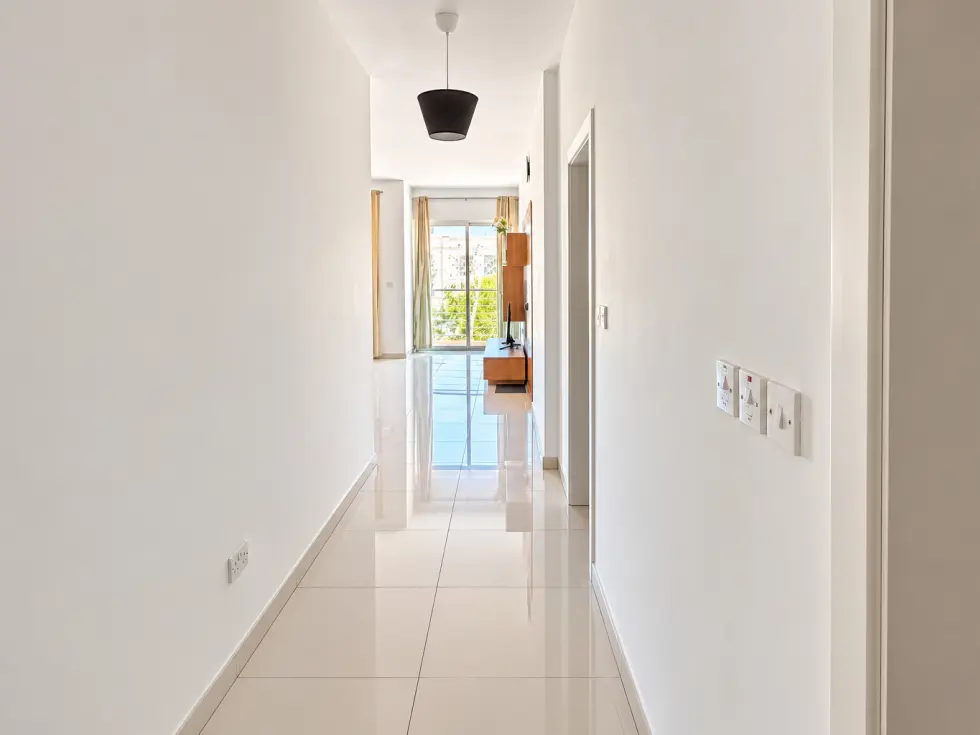 3 bed Apartment For Rent in Bahar ic-Caghaq, Bahar ic-Caghaq - thumb 3