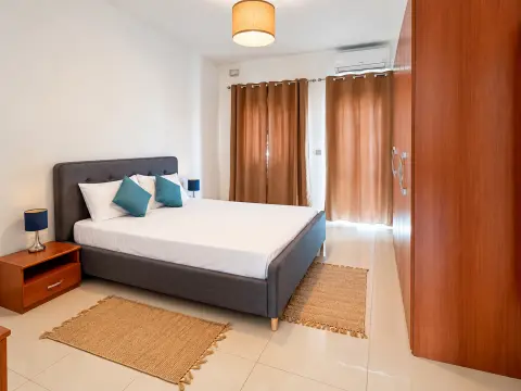 3 bed Apartment For Rent in Bahar ic-Caghaq, Bahar ic-Caghaq - thumb 4