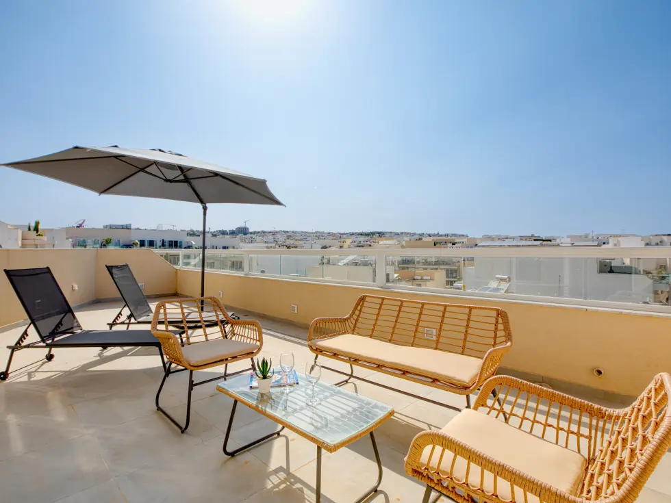 1 bed Penthouse For Rent in Swieqi, Swieqi - thumb 1