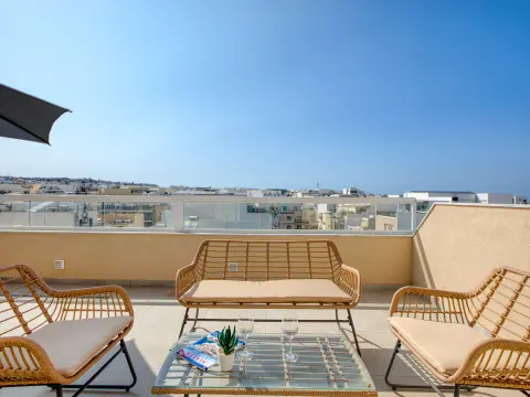 1 bed Penthouse For Rent in Swieqi, Swieqi - thumb 2
