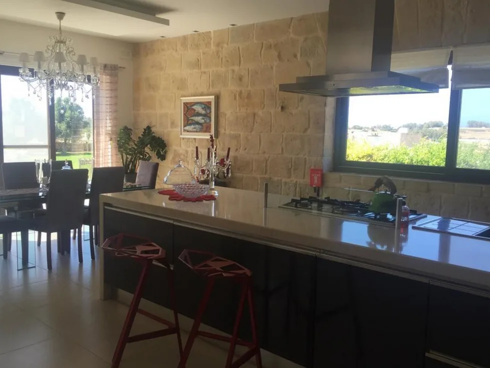 4 bed Villa For Rent in Marsascala, Marsascala - thumb 5