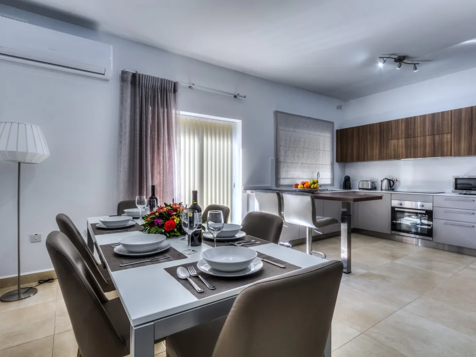 3 bed Apartment For Rent in Mellieha, Mellieha - thumb 2