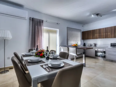 3 bed Apartment For Rent in Mellieha, Mellieha - thumb 2