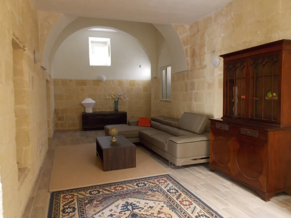 4 bed House of Character For Rent in Zebbug, Zebbug - thumb 10