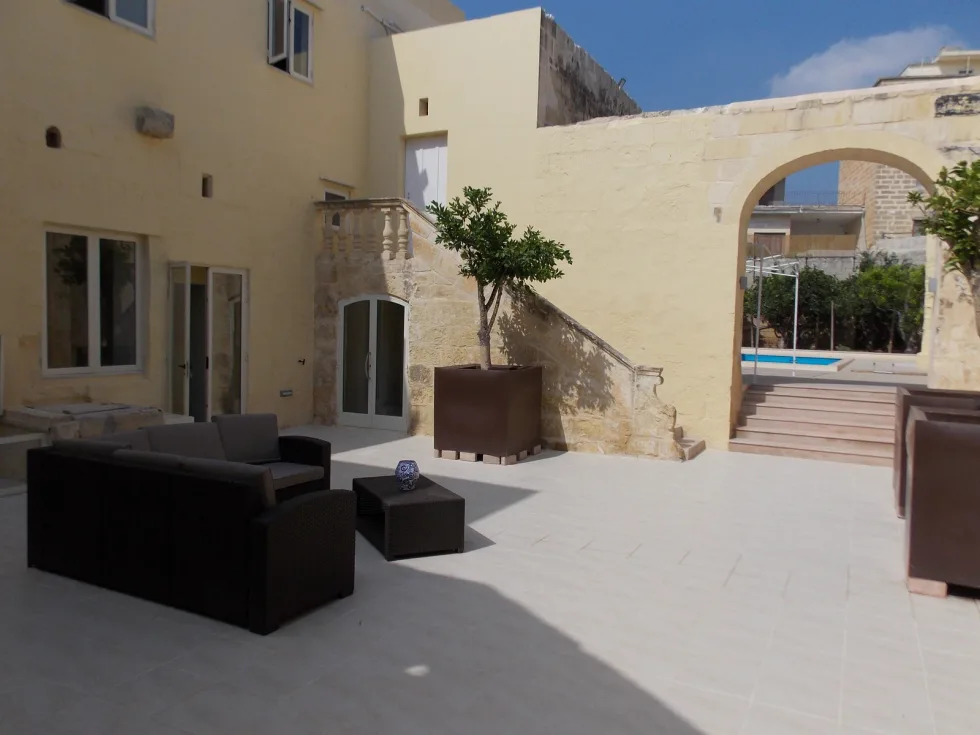 4 bed House of Character For Rent in Zebbug, Zebbug - thumb 6