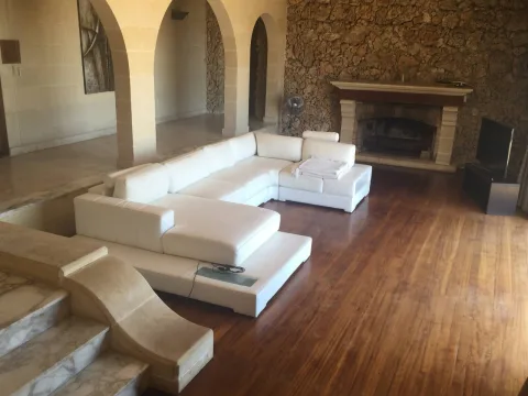 4 bed Villa For Rent in Madliena, Madliena - thumb 2