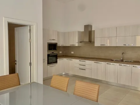 3 bed Town House For Rent in Mellieha, Mellieha - thumb 4