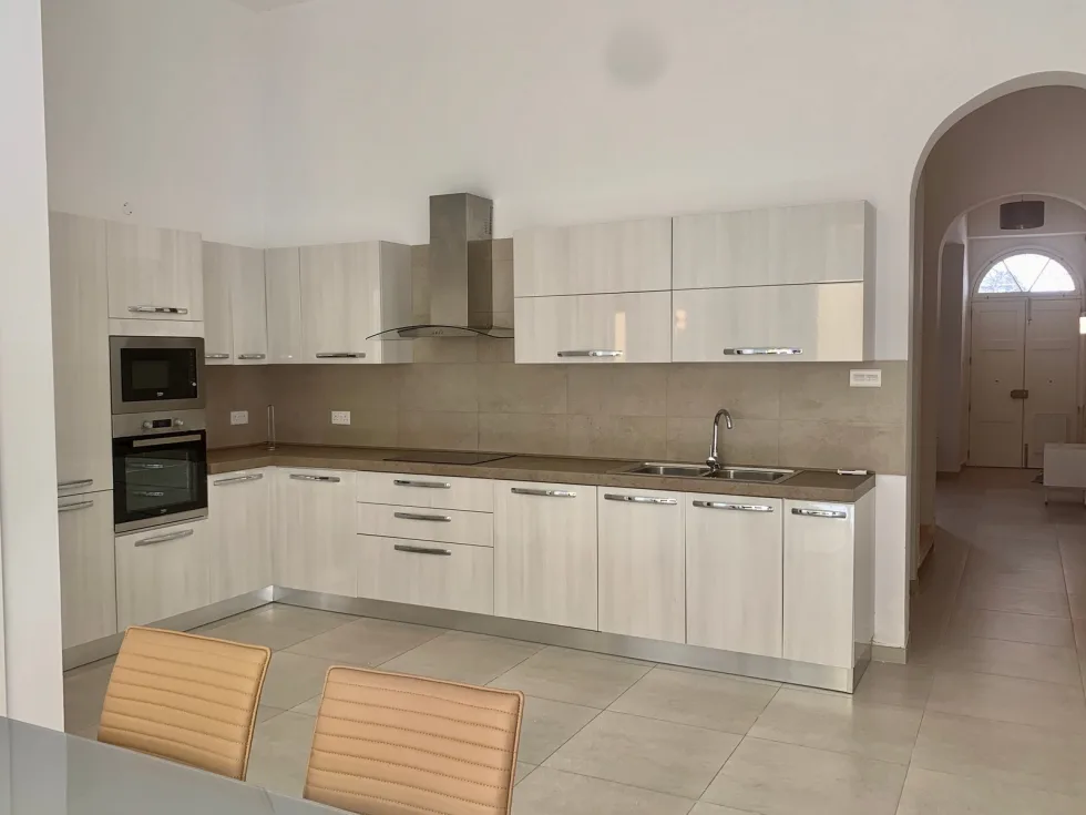 3 bed Town House For Rent in Mellieha, Mellieha - thumb 5