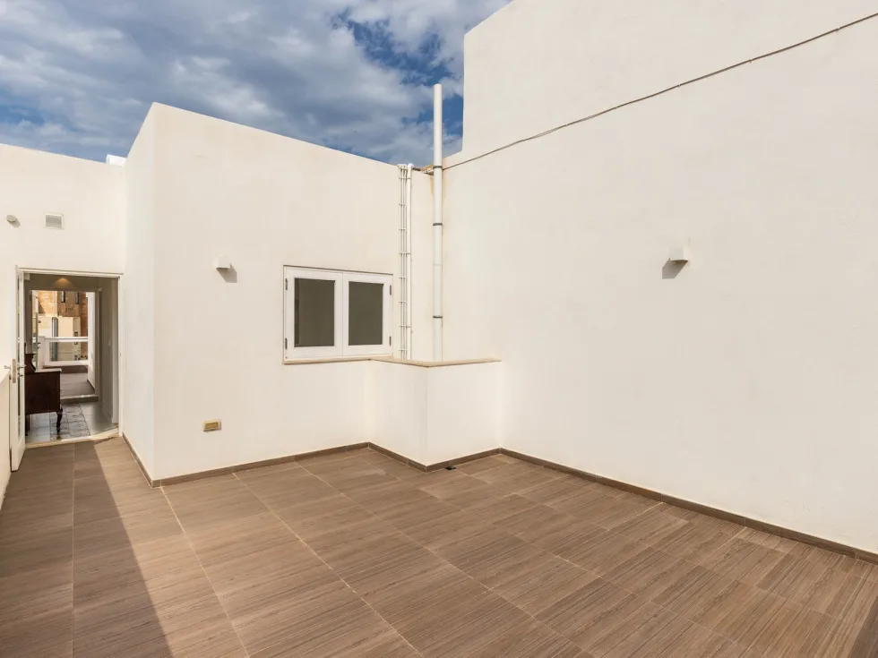 3 bed Town House For Rent in Sliema, Sliema - thumb 14