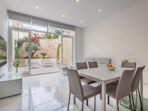 3 bed Town House For Rent in Sliema, Sliema - thumb 2