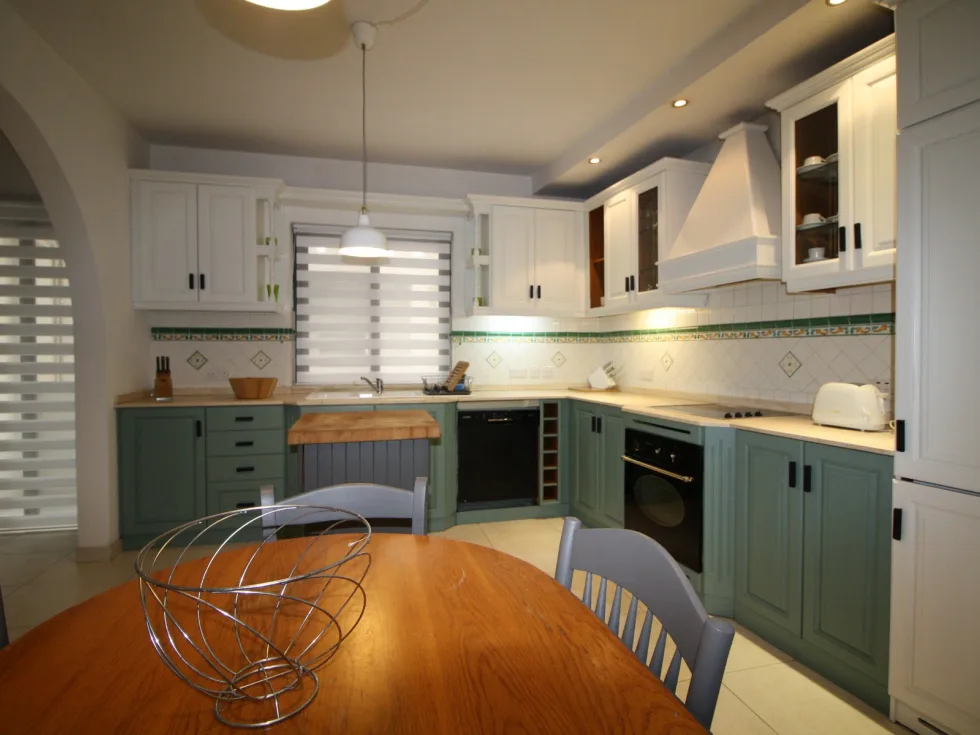 3 bed Apartment For Rent in St Julian's, St Julian's - thumb 12