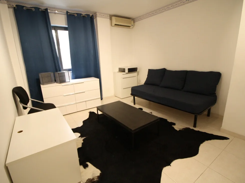 3 bed Apartment For Rent in St Julian's, St Julian's - thumb 2