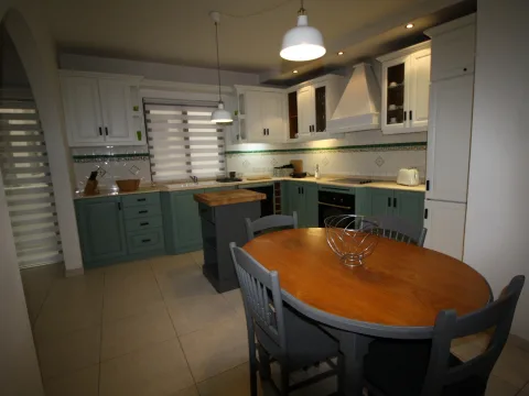 3 bed Apartment For Rent in St Julian's, St Julian's - thumb 5