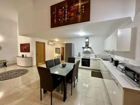 3 bed Maisonette For Rent in Sliema, Sliema - thumb 4