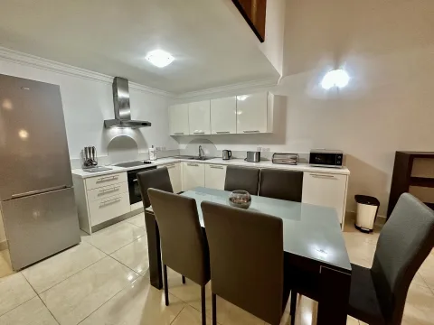 3 bed Maisonette For Rent in Sliema, Sliema - thumb 5