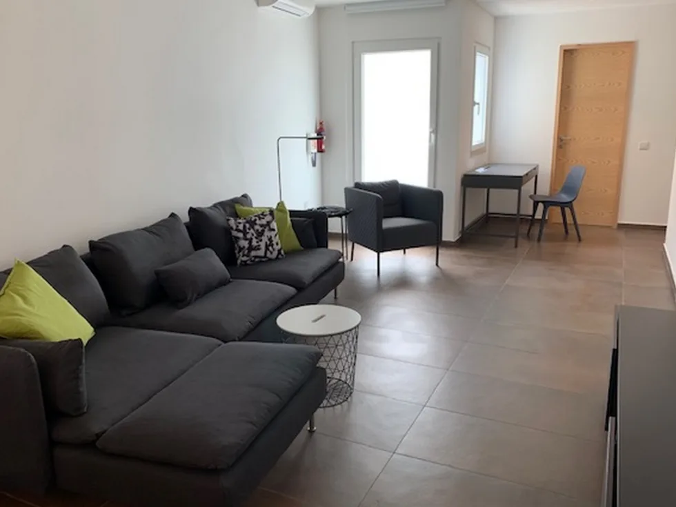 3 bed Maisonette For Rent in Sliema, Sliema - thumb 2