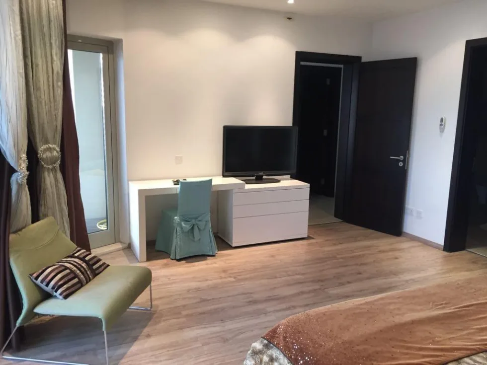 3 bed Apartment For Rent in Sliema, Sliema - thumb 10