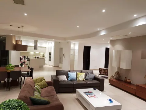 3 bed Apartment For Rent in Sliema, Sliema - thumb 5