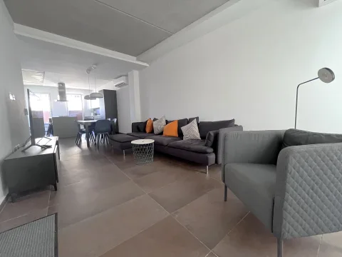 3 bed Apartment For Rent in Sliema, Sliema - thumb 2