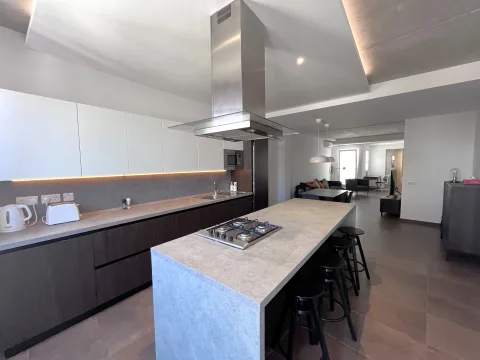 3 bed Apartment For Rent in Sliema, Sliema - thumb 5