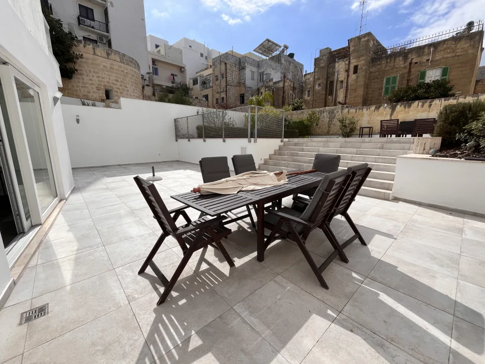 2 bed Apartment For Rent in Sliema, Sliema - thumb 3