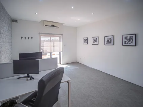 0 bed Office For Rent in Ta' Xbiex, Ta' Xbiex - thumb 3