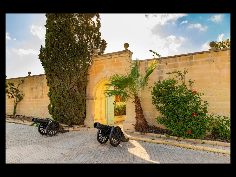 3 bed Villa For Sale in Zurrieq, Zurrieq - thumb 2