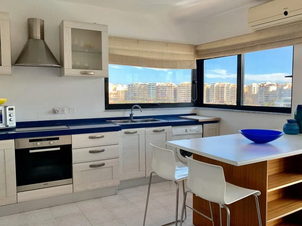 2 bed Apartment For Rent in St Julian's, St Julian's - thumb 9