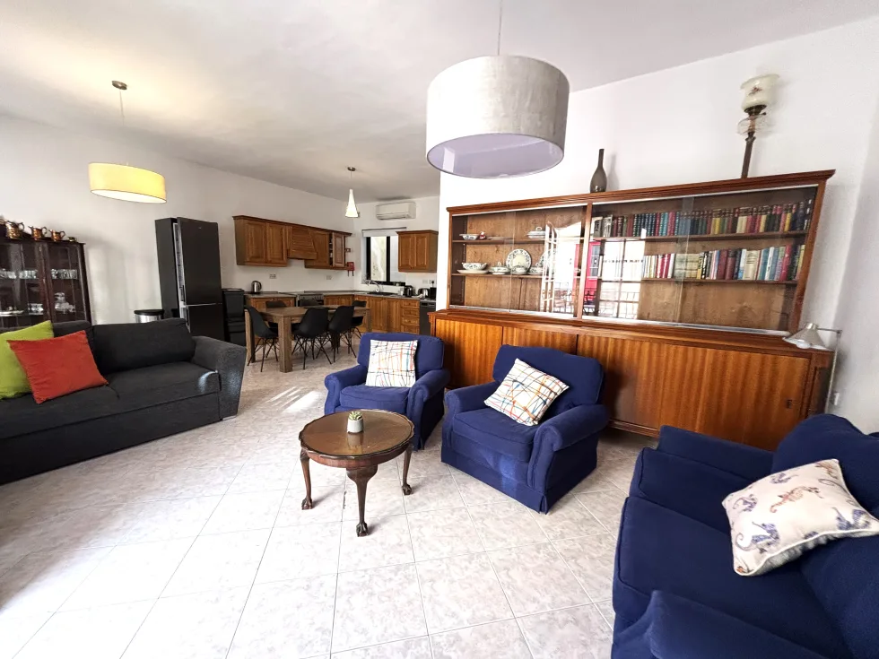 3 bed Apartment For Rent in Sliema, Sliema - thumb 5