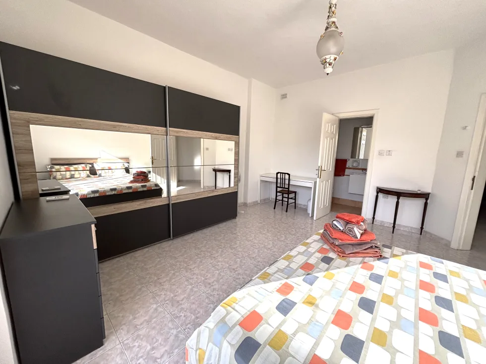 3 bed Apartment For Rent in Sliema, Sliema - thumb 9