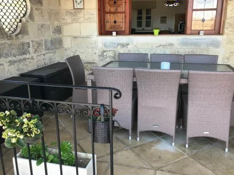 4 bed House of Character For Rent in Gharghur, Gharghur - thumb 14