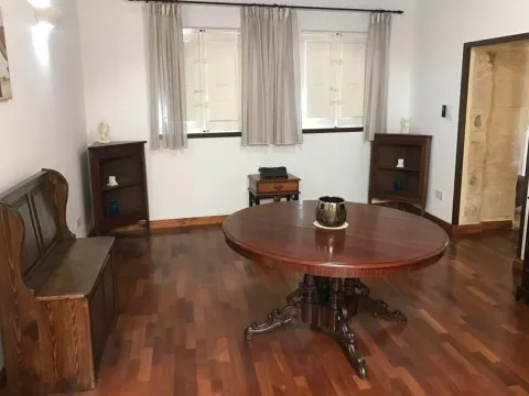 4 bed House of Character For Rent in Gharghur, Gharghur - thumb 9