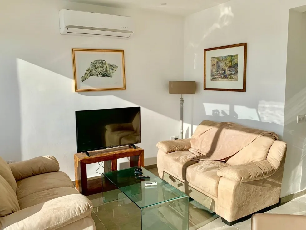 1 bed Penthouse For Rent in Sliema, Sliema - thumb 10