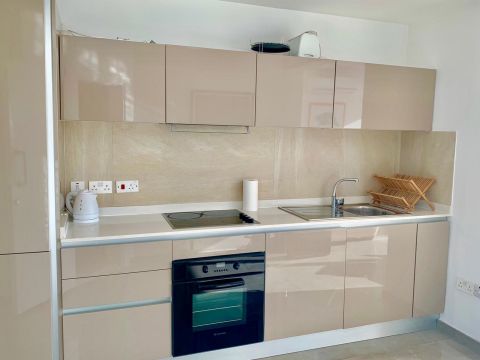 1 bed Penthouse For Rent in Sliema, Sliema - thumb 11