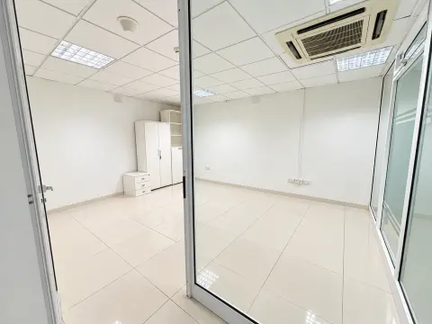 0 bed Office For Rent in St Julian's, St Julian's - thumb 11