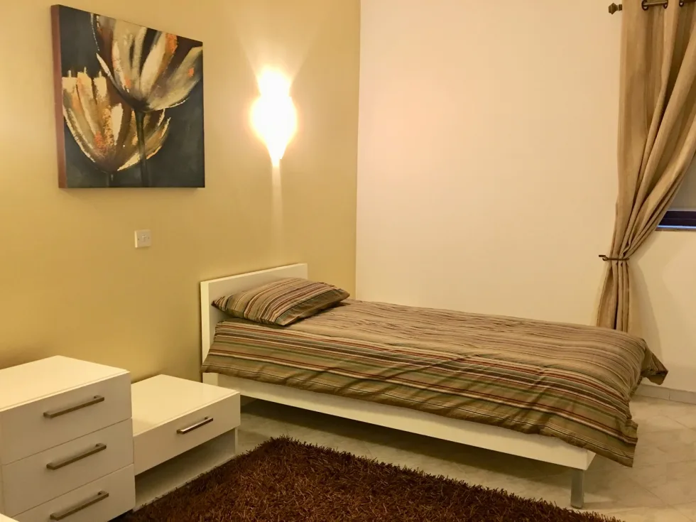 3 bed Apartment For Rent in Sliema, Sliema - thumb 7