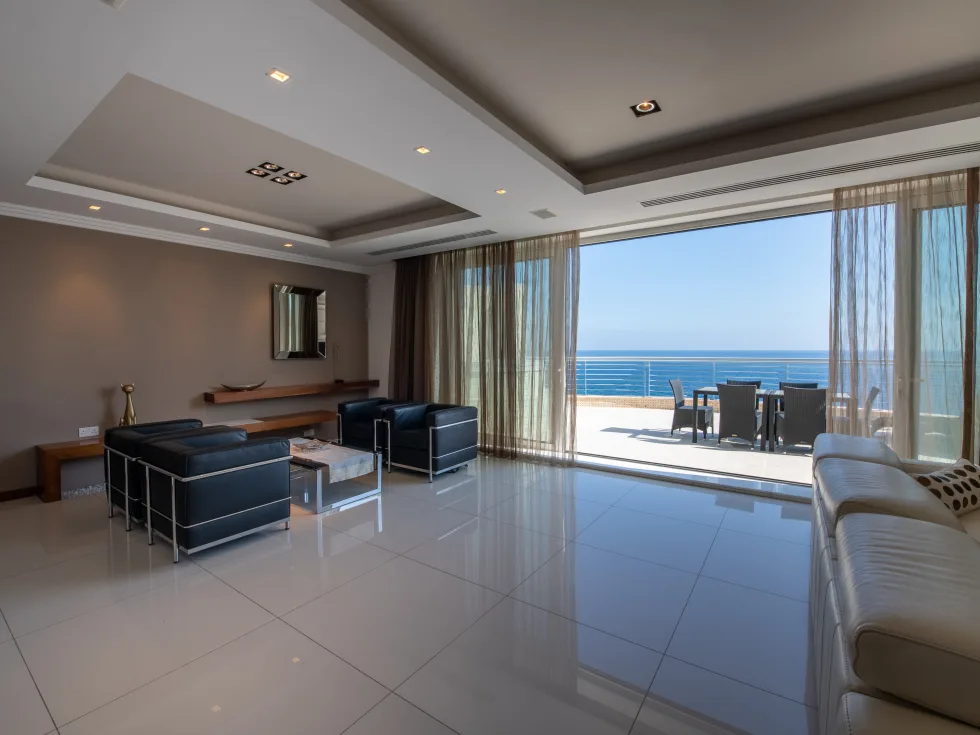 3 bed Penthouse For Rent in Sliema, Sliema - thumb 4