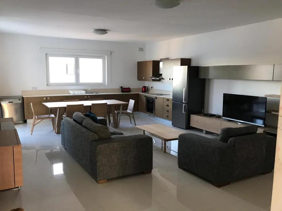 2 bed Penthouse For Rent in Sliema, Sliema - thumb 1