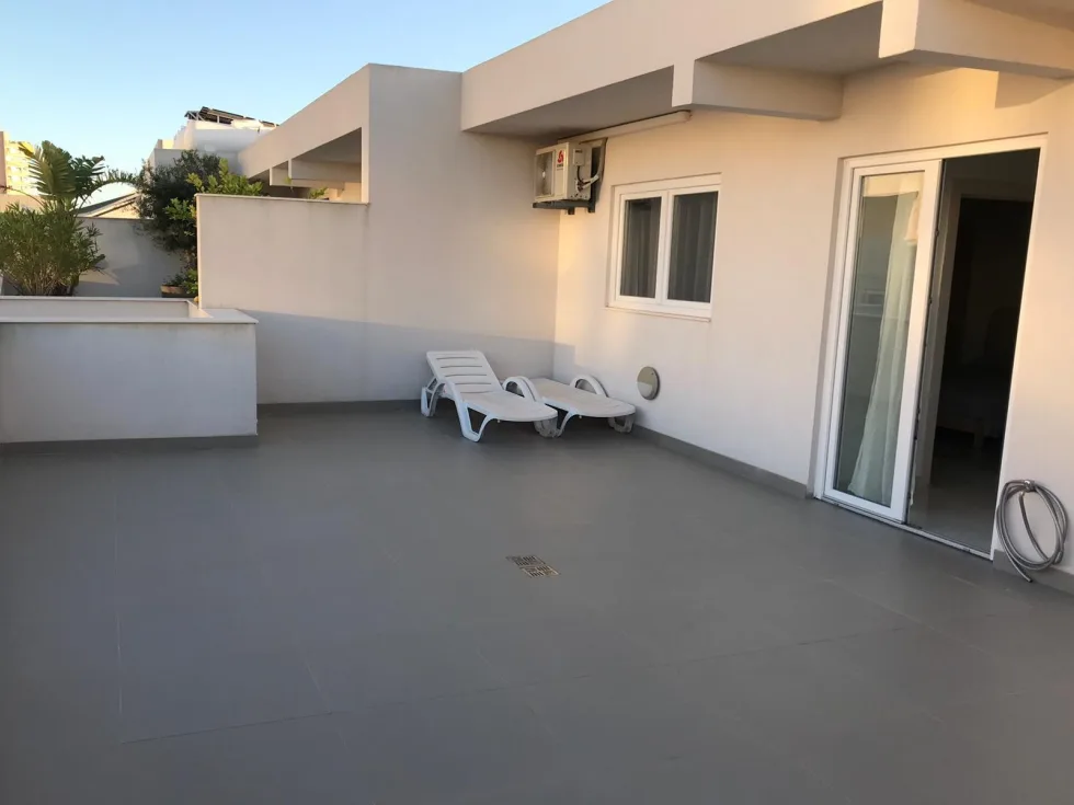 2 bed Penthouse For Rent in Sliema, Sliema - thumb 4