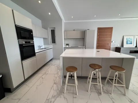 3 bed Apartment For Rent in Sliema, Sliema - thumb 10