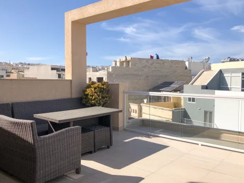 2 bed Penthouse For Rent in Swieqi, Swieqi - thumb 3