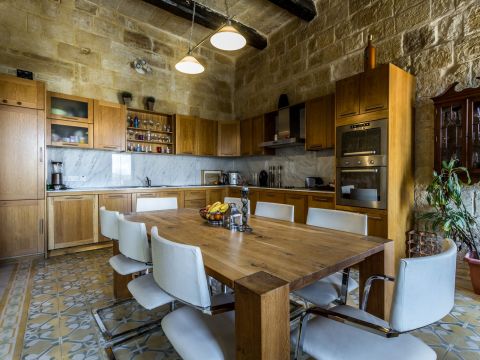 4 bed Town House For Rent in Vittoriosa, Vittoriosa - thumb 6