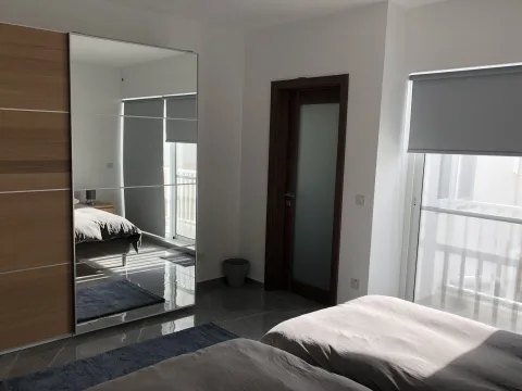 3 bed Apartment For Rent in Bahar ic-Caghaq, Bahar ic-Caghaq - thumb 6