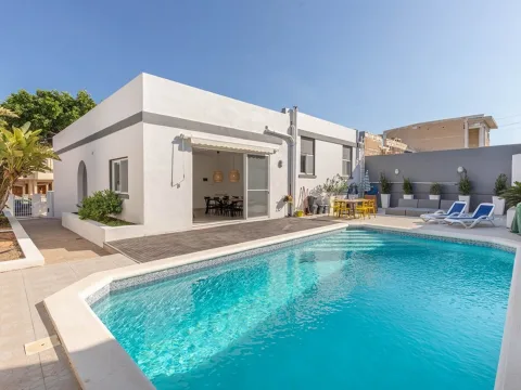 3 bed Villa For Rent in Ibragg, Ibragg - thumb 1