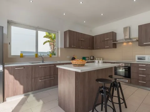 3 bed Villa For Rent in Ibragg, Ibragg - thumb 8