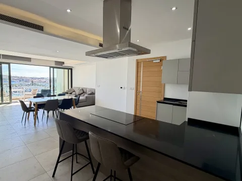 2 bed Apartment For Rent in Sliema, Sliema - thumb 4