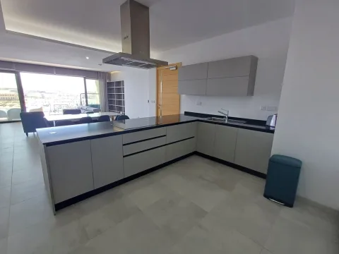 3 bed Apartment For Rent in Sliema, Sliema - thumb 5