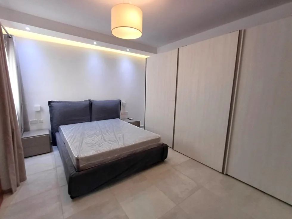 3 bed Apartment For Rent in Sliema, Sliema - thumb 6